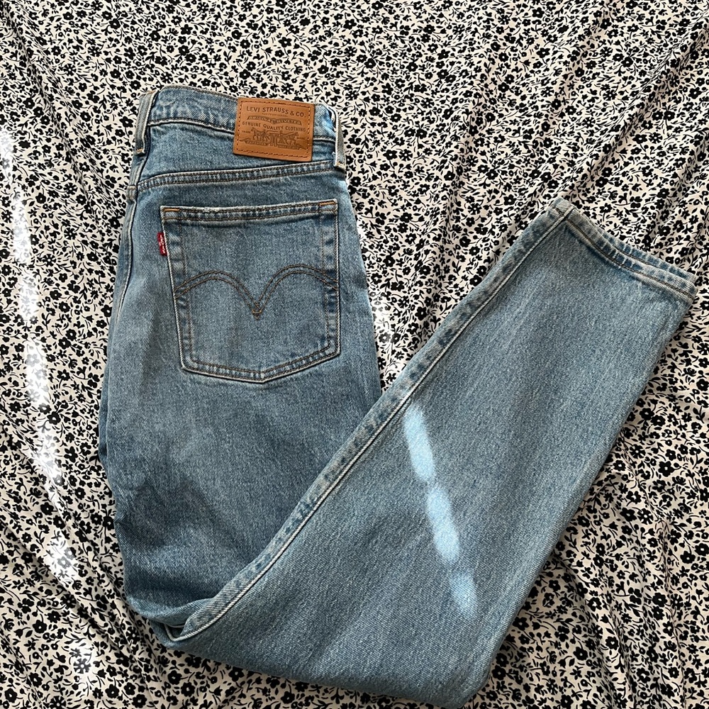 Wedgie Levi’s
